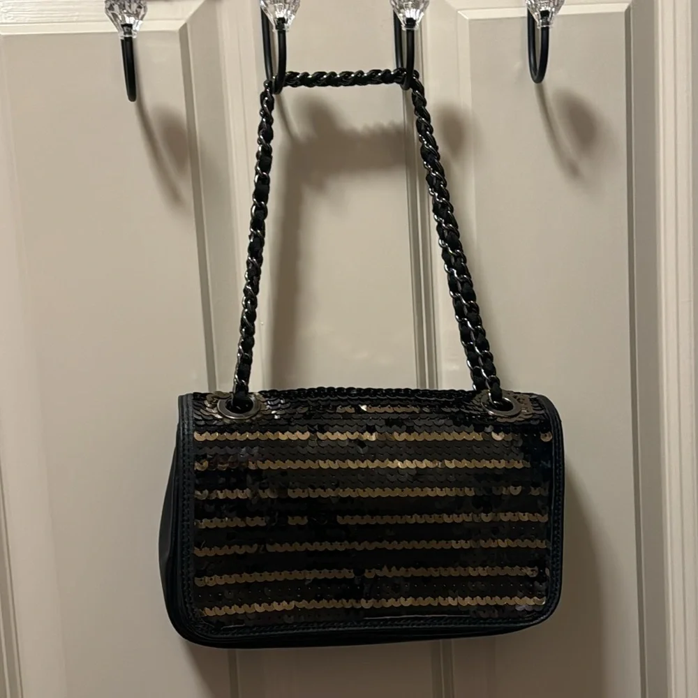 Nine West Women's Black and Gold Clutch OS EUC - Picture 1 of 16